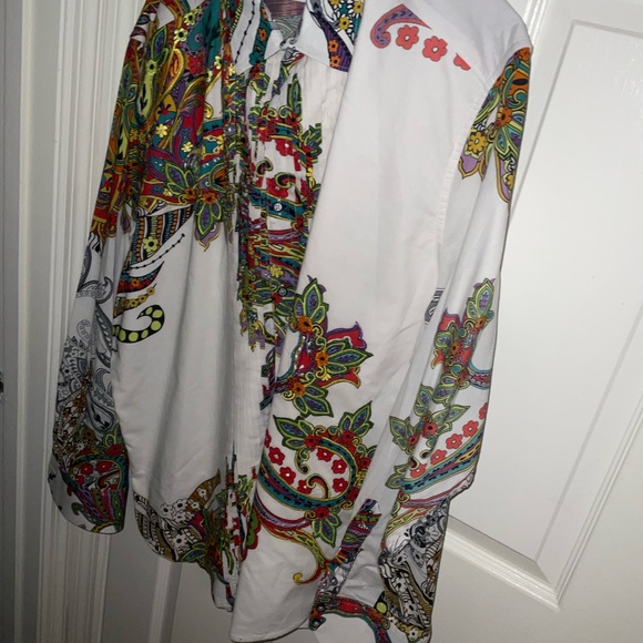 2 Robert Graham button ups 2xl & 3xl - Picture 11 of 13